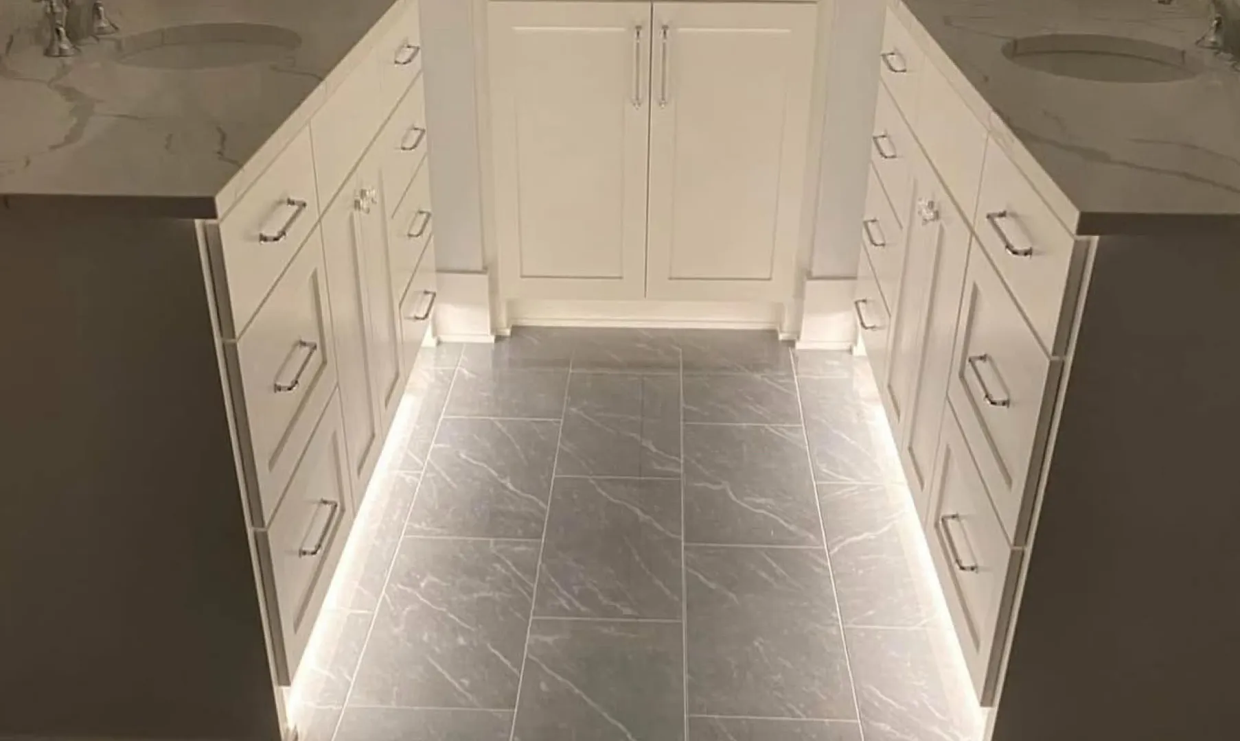 Hero Cards Frame Lighting Installation